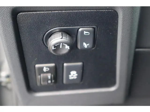 Nissan QASHQAI +2 2.0 Connect Edition 2012 Benzine 24