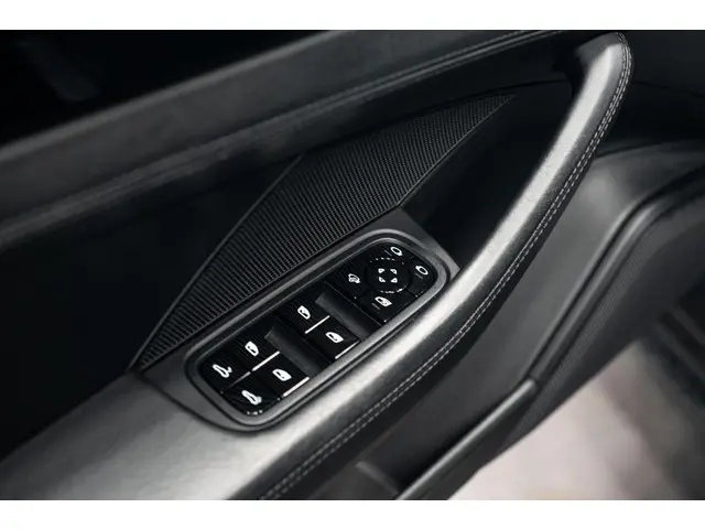 Porsche Panamera 2.9 4S 2017 Benzine 26