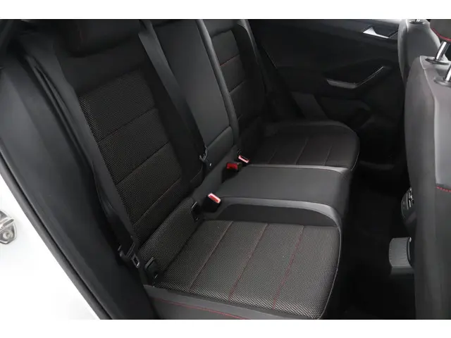 Volkswagen T-Roc 1.5 TSI Sport 2020 Benzine 27