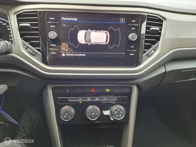 Volkswagen T-Roc 1.0 TSI Style Business 2021 Benzine 20