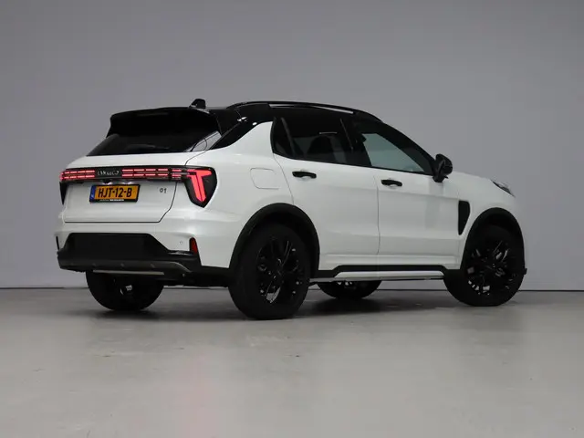 Lynk & Co 01 1.5 More 2025 Hybride Benzine 2