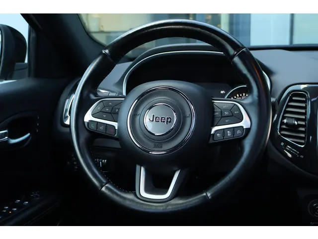 Jeep Compass 1.3T S 2021 Benzine 17