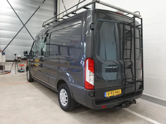 Ford Transit 130pk L3H2 Dubbele Cabine 2018 Diesel 4