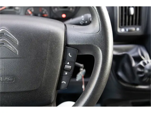 Citroën Jumper 2.2 BlHDi 140PK L2H2 33 2022 Diesel 21