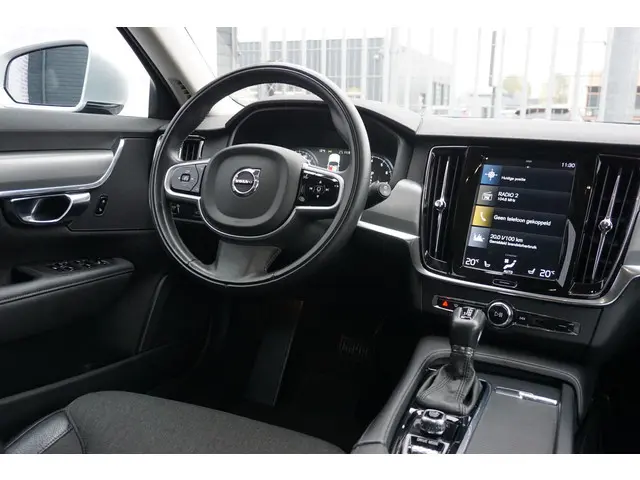 Volvo V90 2.0 T5 Momentum 2019 Benzine 28