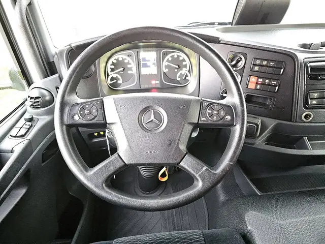Mercedes-Benz Atego 1524 2021 Diesel 11