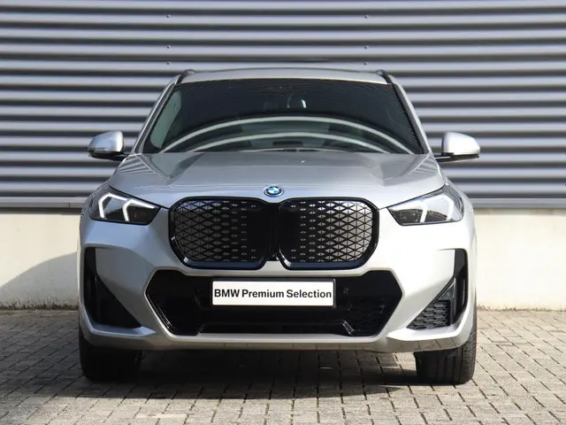 BMW iX1 eDrive20 2025 Elektrisch 3