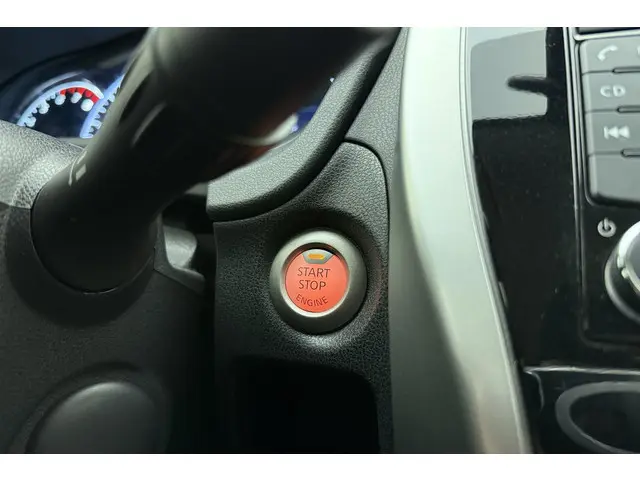 Nissan Note 1.2 Connect Edition 2016 Benzine 25