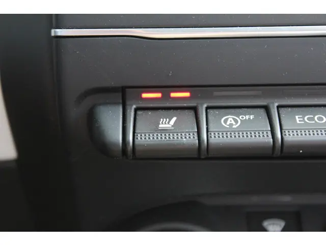 Renault Clio 1.0 TCe 90 Evolution 2023 Benzine 24