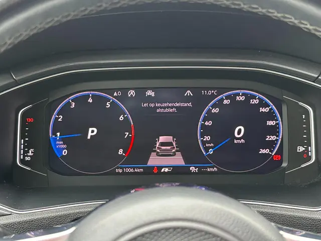 Volkswagen T-Roc 1.5 TSI Sport Business R 2019 Benzine 24