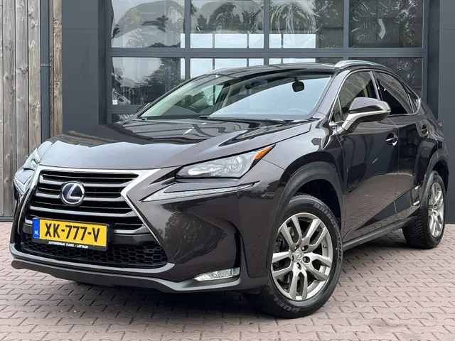 Lexus NX 300h 25th Edition 2015 Hybride Benzine