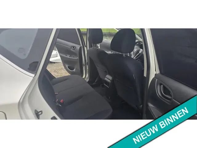 Nissan Pulsar 1.2 DIG-T Business Edition 2015 Benzine 13