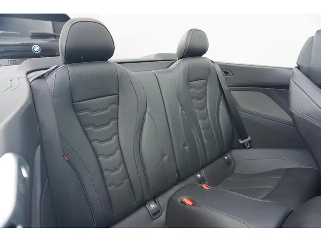 BMW 8 Serie Cabrio 840i 2020 Benzine 17