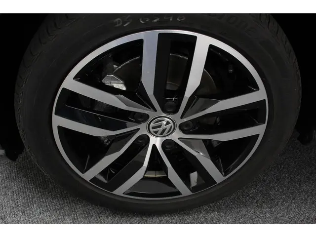 Volkswagen e-Golf Edition 2019 Elektrisch 3