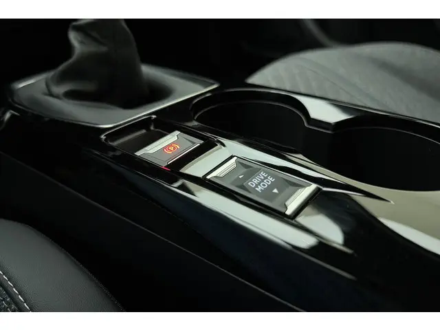 Peugeot 2008 1.2 PureTech 100pk Allure 2024 Benzine 22