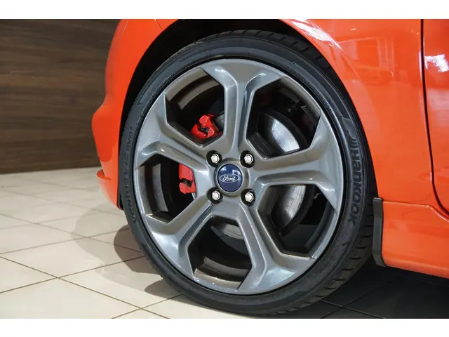 Ford Fiesta 1.6 ST2 2016 Benzine 13