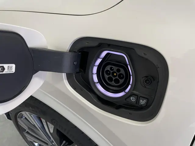 Ford Kuga 2.5 PHEV ST-Line X 2021 Hybride Benzine 29