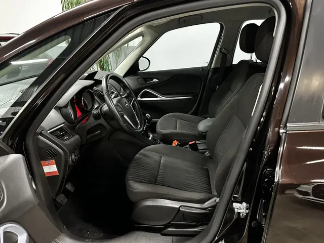 Opel Zafira Tourer 1.4 Business+ 2013 Benzine 5