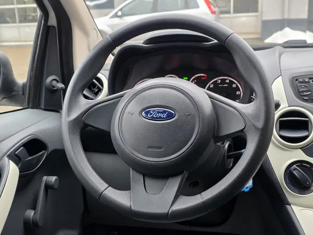 Ford Ka 1.2 Karakter start/stop 2013 Benzine 16
