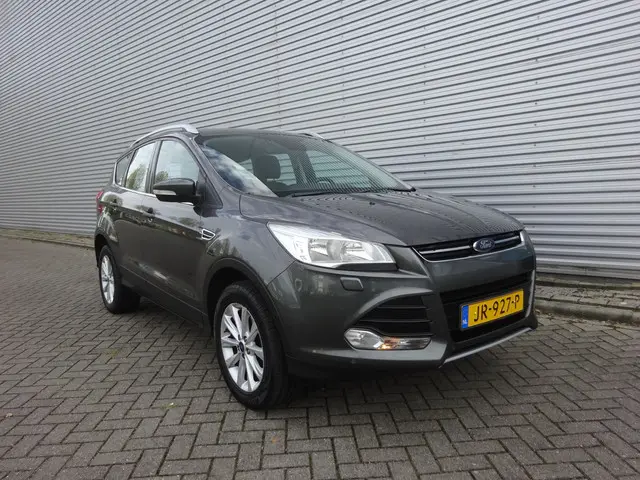 Ford Kuga 1.5 Titanium 2016 Benzine 2