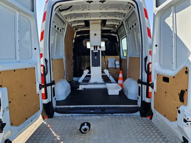 Renault Master T35 2.3 dCi L1H2 2015 Diesel 37