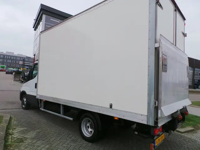 Iveco Daily 35C16 Bakwagen+laadklep 2019 Diesel 6