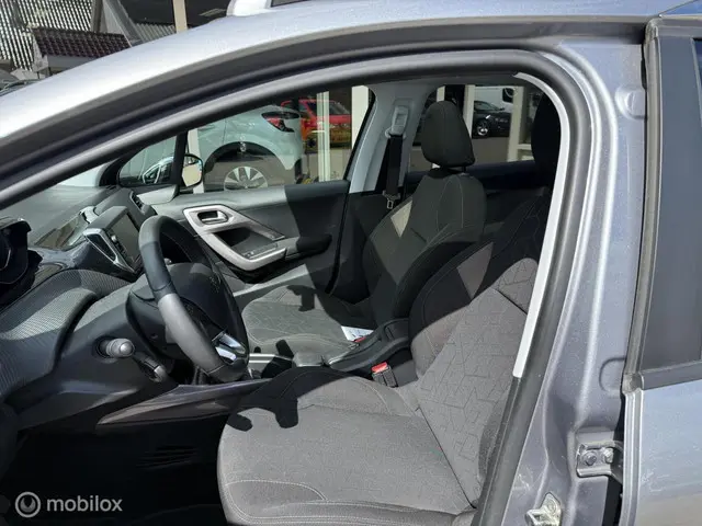 Peugeot 2008 1.2 PureTech Style 2015 Benzine 8