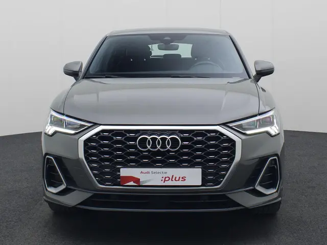 Audi Q3 Sportback 35 TFSI/150PK S Edition 2020 Benzine 30