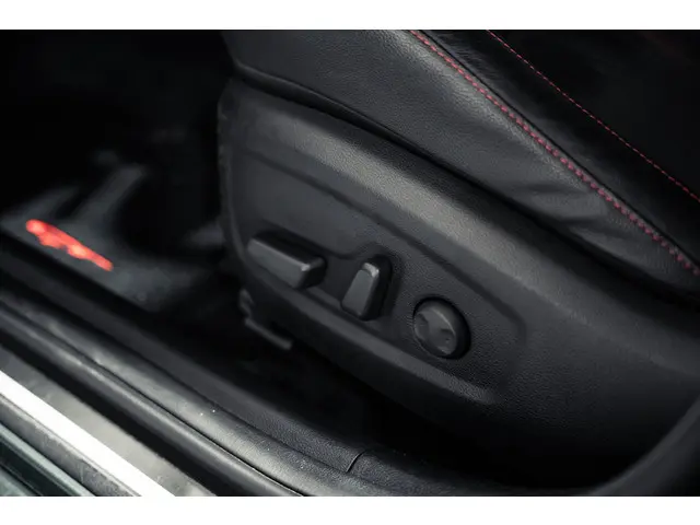 Kia Ceed 1.6 T-GDi GT 2023 Benzine 52