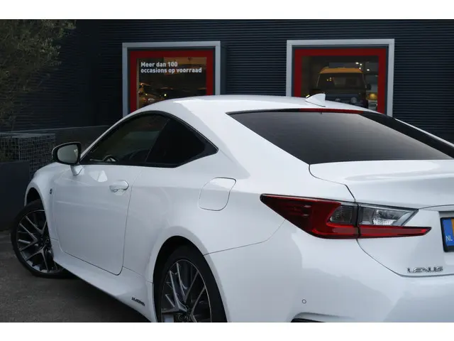 Lexus RC 300h F SPORT Line 2018 Hybride Benzine 9