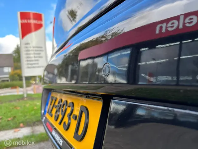 Renault Clio 1.2 GT|AUTOMAAT|CAMERA|PDC|AIRCO 2015 Benzine 31