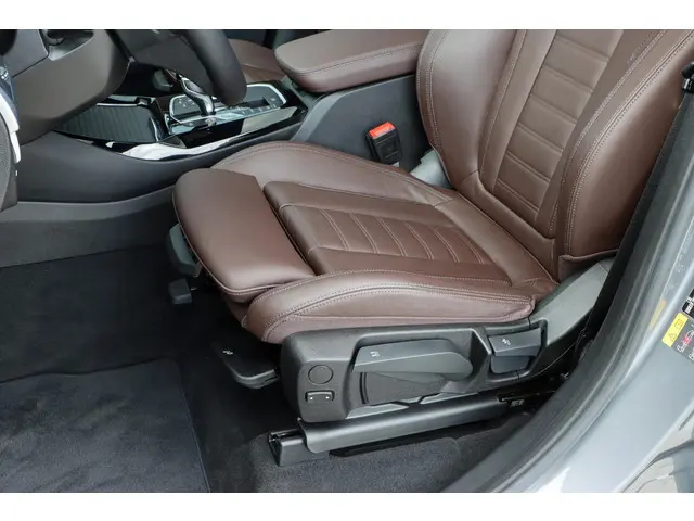 BMW X3 xDrive30e High Executive 2023 Hybride Benzine 27