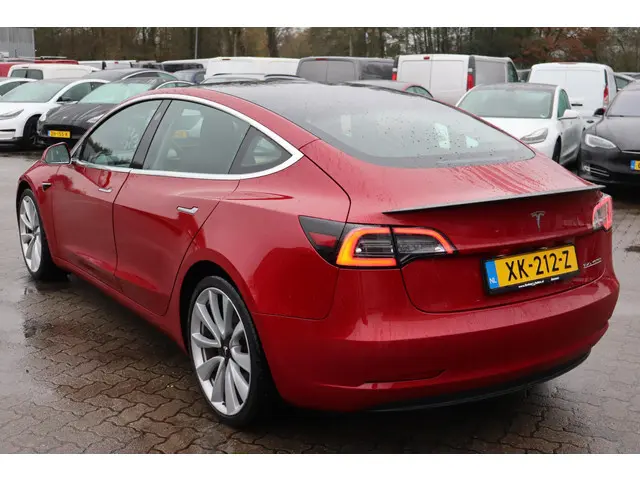Tesla Model 3 Performance AWD 75 kWh 2019 Elektrisch 8