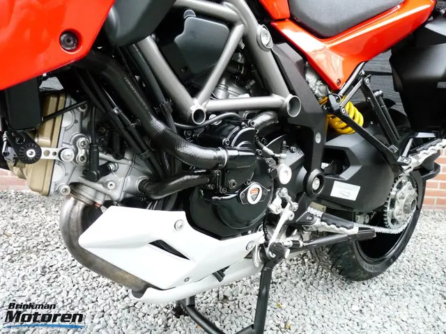 Ducati Multistrada 1200 S Touring 2013 Benzine 21