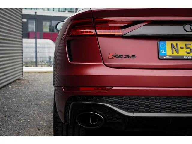 Audi RSQ8 4.0 TFSI Q8 quattro 2021 Benzine 40