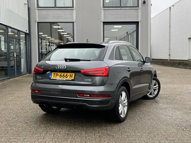 Audi Q3 1.4 TFSI CoD Sport Advance Sport 2018 Benzine 2
