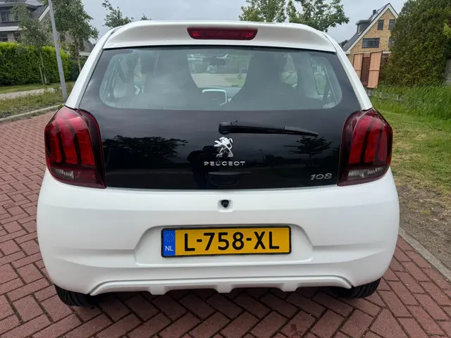 Peugeot 108 1.0 VTi Active 105.000 KM 2014 Benzine 5