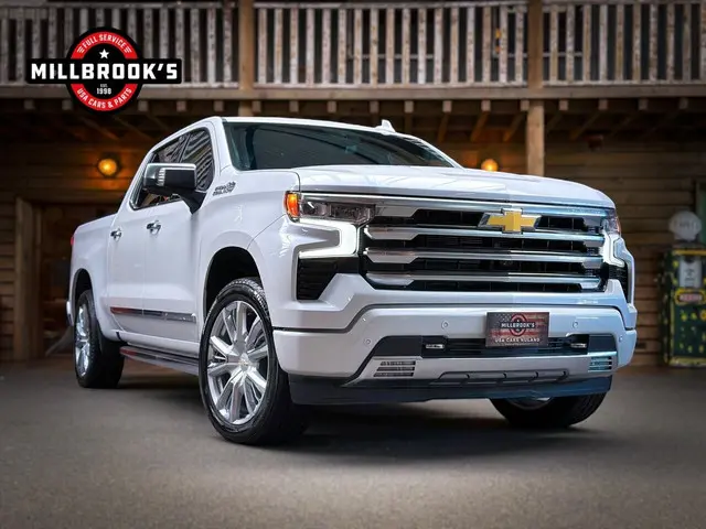 Chevrolet Silverado High Country 6.2 V8, 2024 Benzine 6