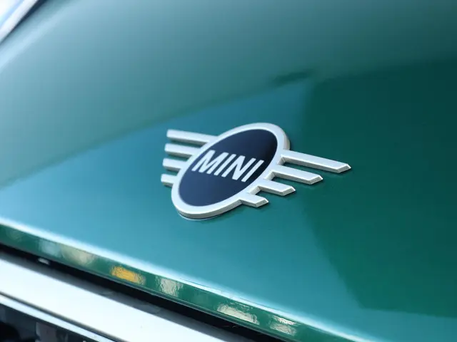 MINI 5-Deurs Mini 1.5 Cooper C Favoured L 2025 Benzine 7