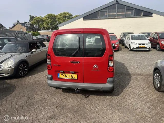 Citroën Berlingo combi 1.6 VTi Attraction 2012 Benzine 11