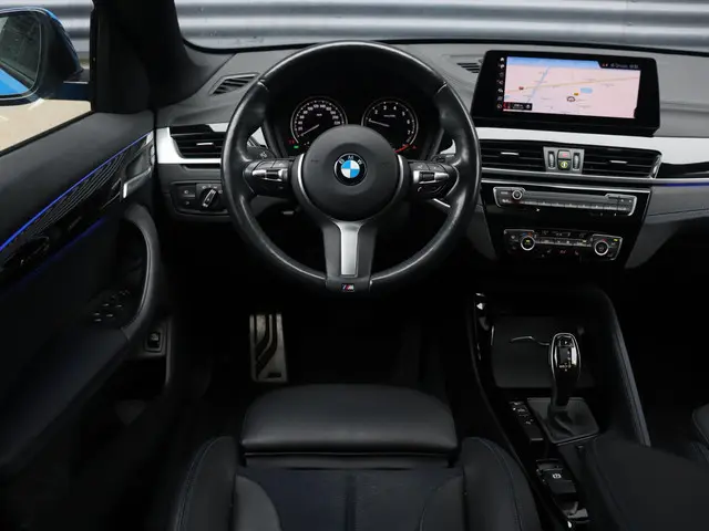 BMW X1 sDrive18i 2021 Benzine 9