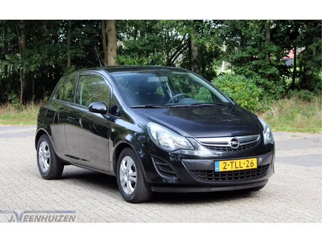 Opel Corsa 1.2-16V Berlin 2014 Benzine