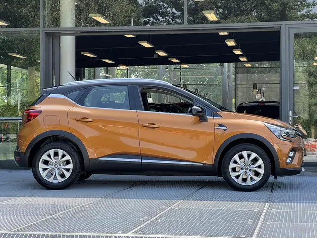 Renault Captur 1.3 TCe 130 Intens 2020 Benzine 17