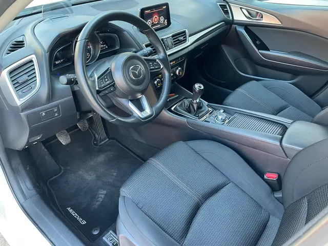 Mazda 3 2.0 SkyActiv-G 120 SkyLease GT 2019 Benzine 13