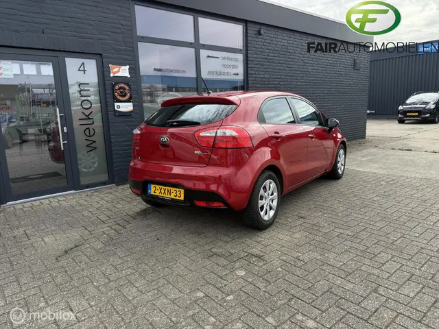 Kia Rio 2