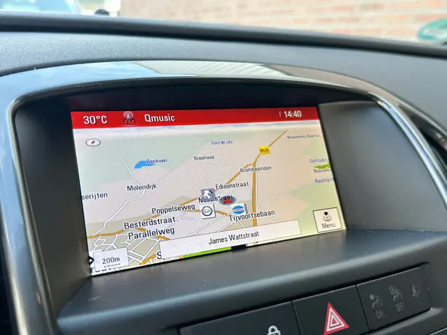 Opel Astra Sports Tourer 1.4 Turbo Cosmo 2014 Benzine 19