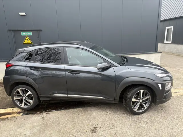 Hyundai Kona 2