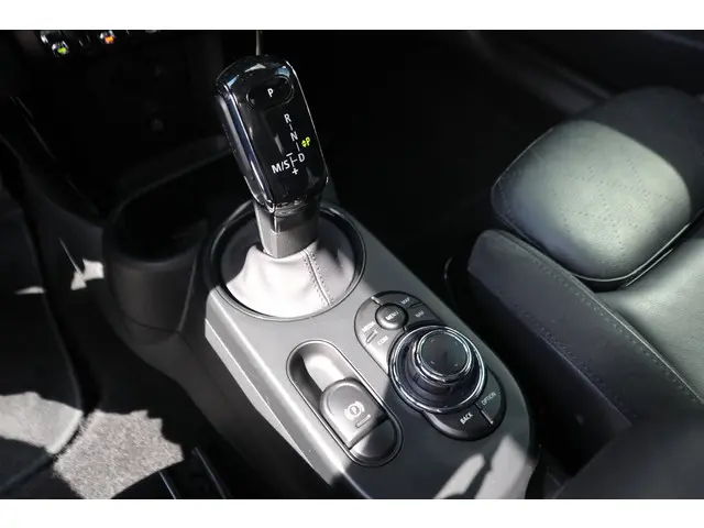 MINI 3-Deurs Cooper S 2022 Benzine 18