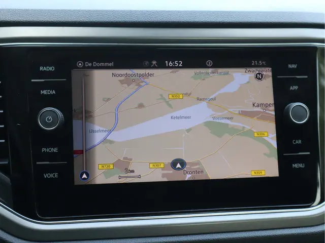 Volkswagen T-Roc 1.0 TSI Style 2021 Benzine 8