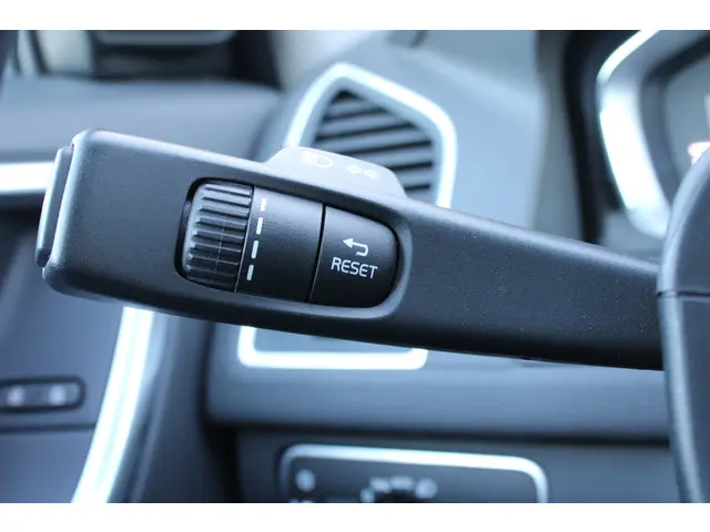 Volvo XC60 T5 Automaat Polar+ 2018 Benzine 21